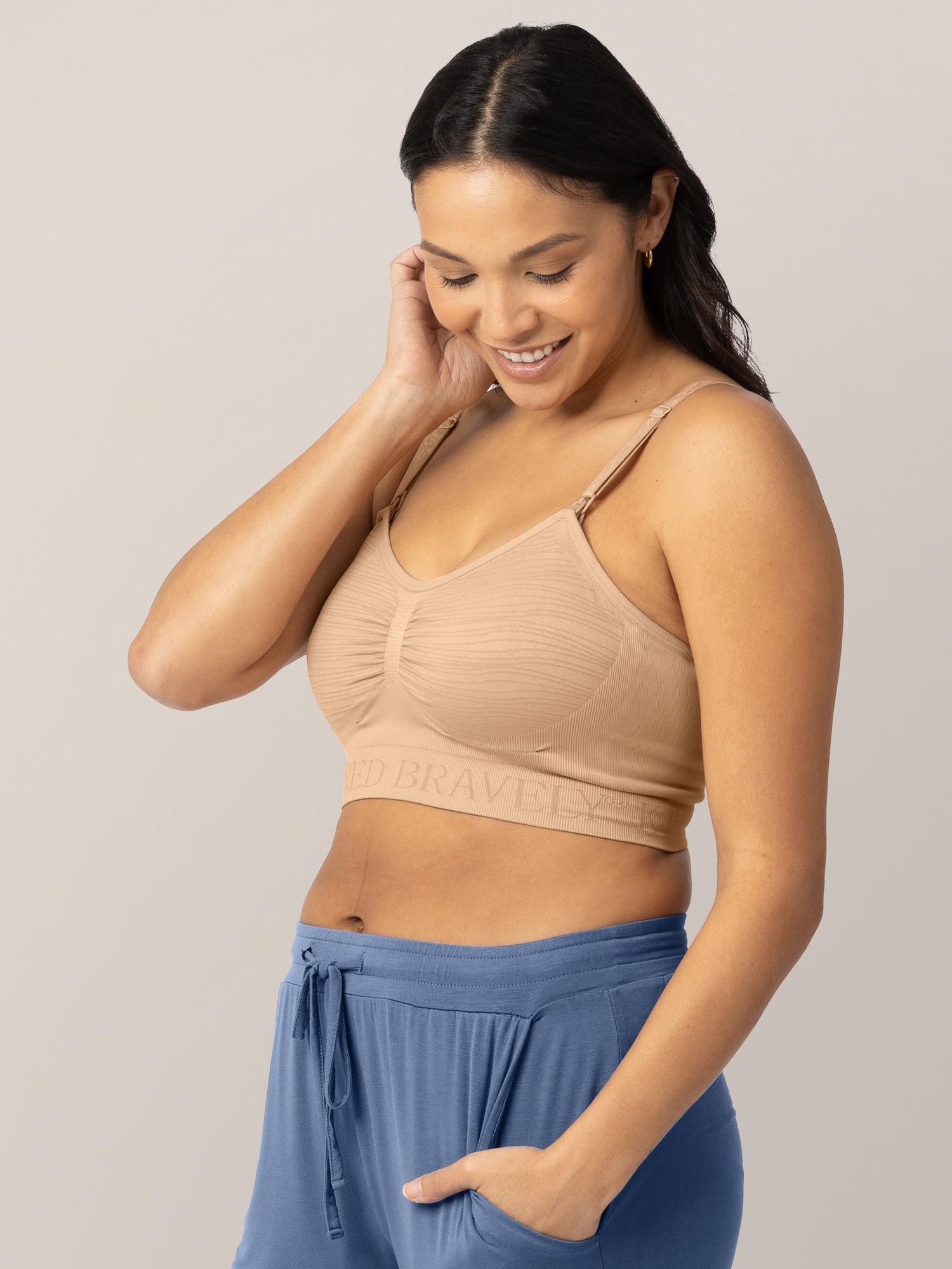 Sublime® Hands-Free Pumping & Nursing Bra | Beige