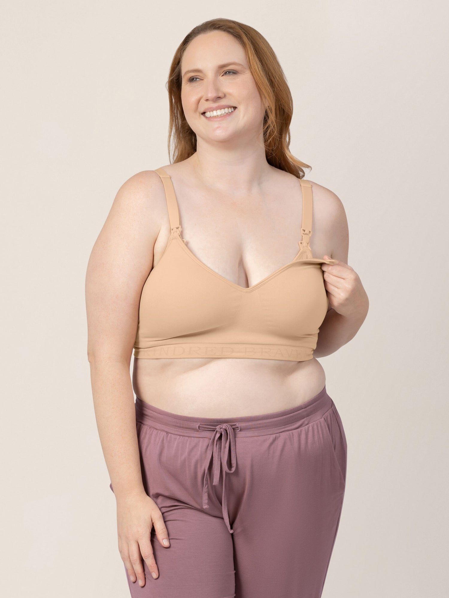 Signature Sublime® Contour Hands-Free Pumping & Nursing Bra | Beige