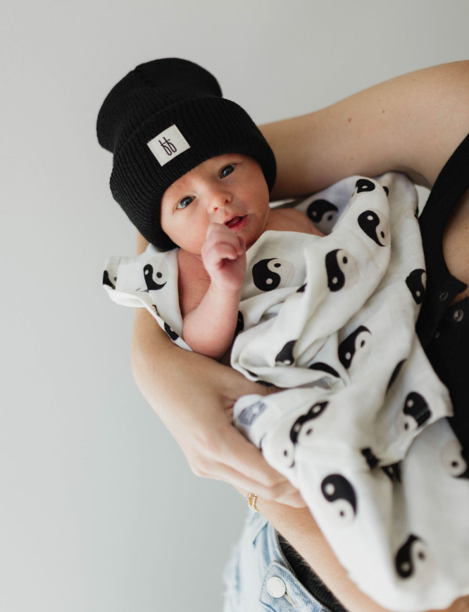 Muslin Swaddle | Black & White Yin Yang