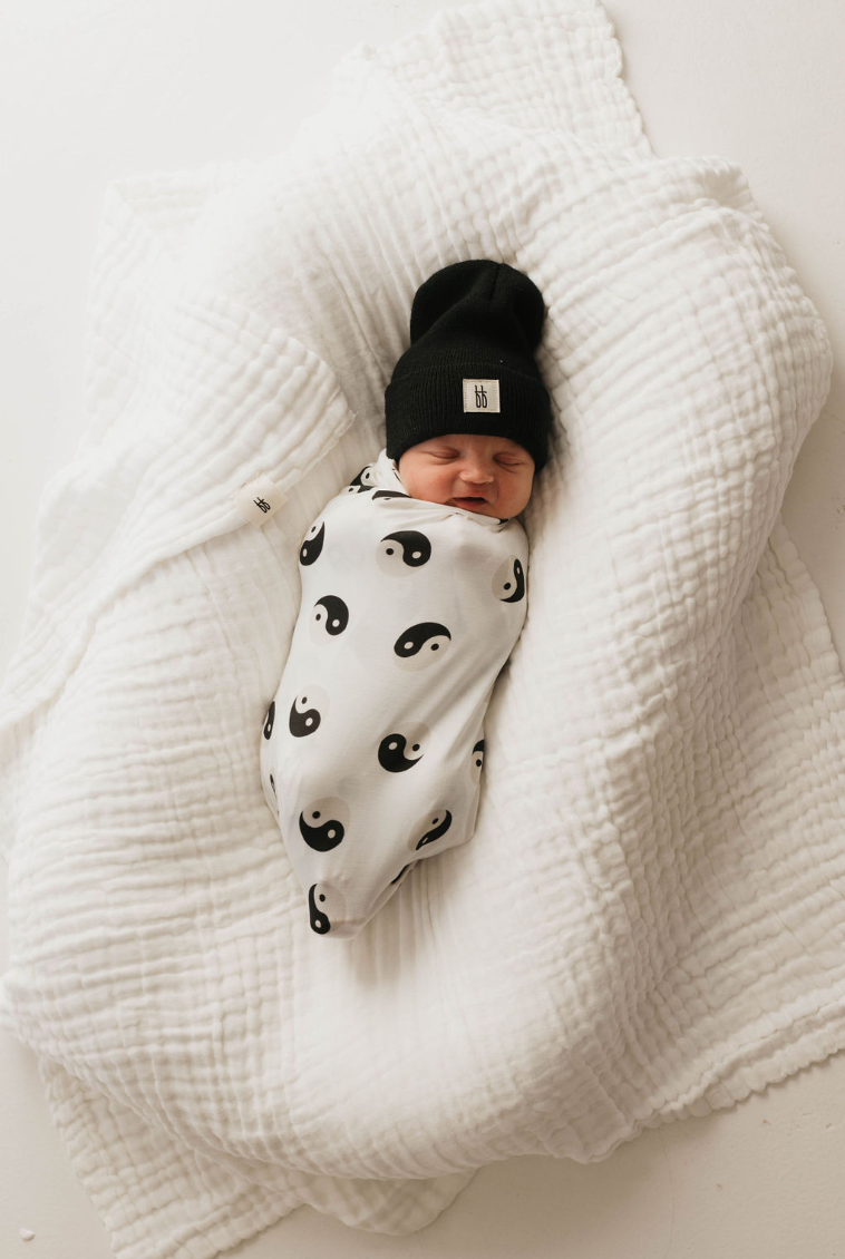 Bamboo Swaddle | Black & White Yin Yang